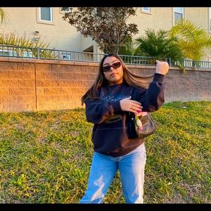 Meet your Posher, Monserrat